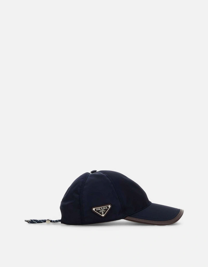 Prada メンズ Re-Nylon レザー付きベースボールキャップ () IFCHIC.COM