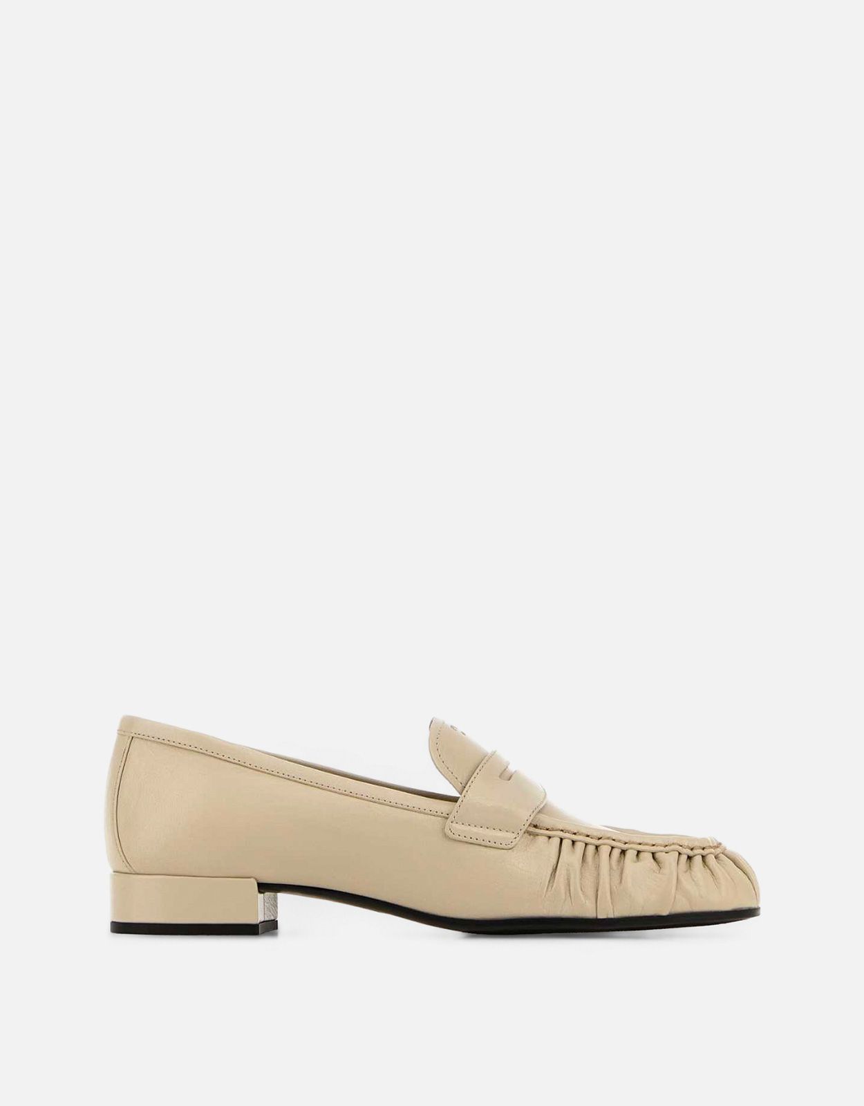 Prada アイボリー カーフレザー ローファー () IFCHIC.COM