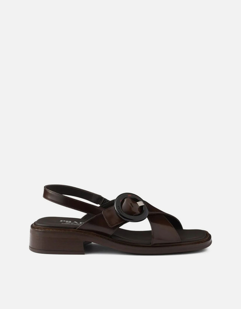 Prada メンズ ブラッシュドレザー サンダル バックル付き (すべての