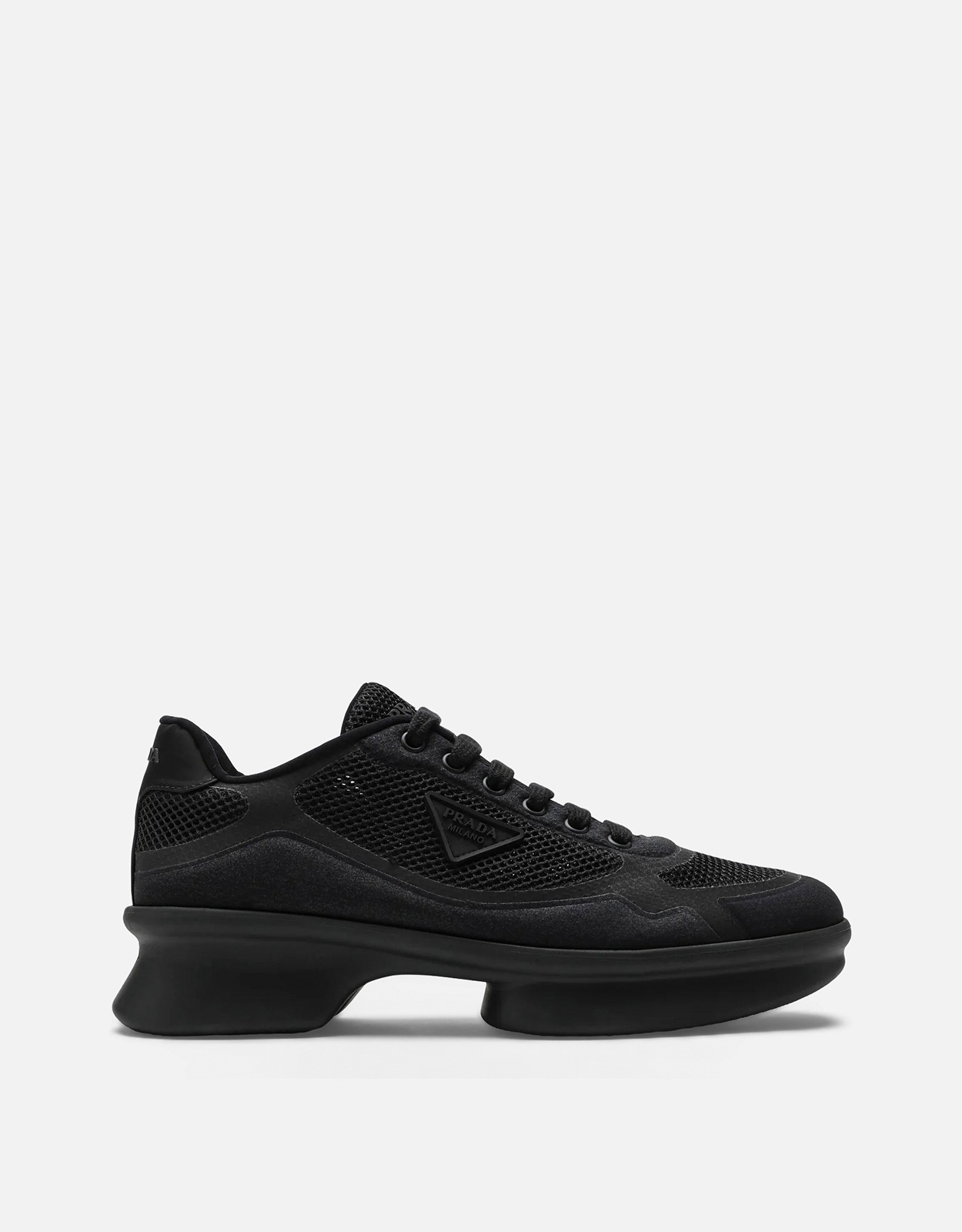 Prada Black Fabric And Mesh Low Top Sneakers - IT 36.5　プラダ ブラック ファブリックとメッシュ ロートップ スニーカー - IT 36.5 Prada