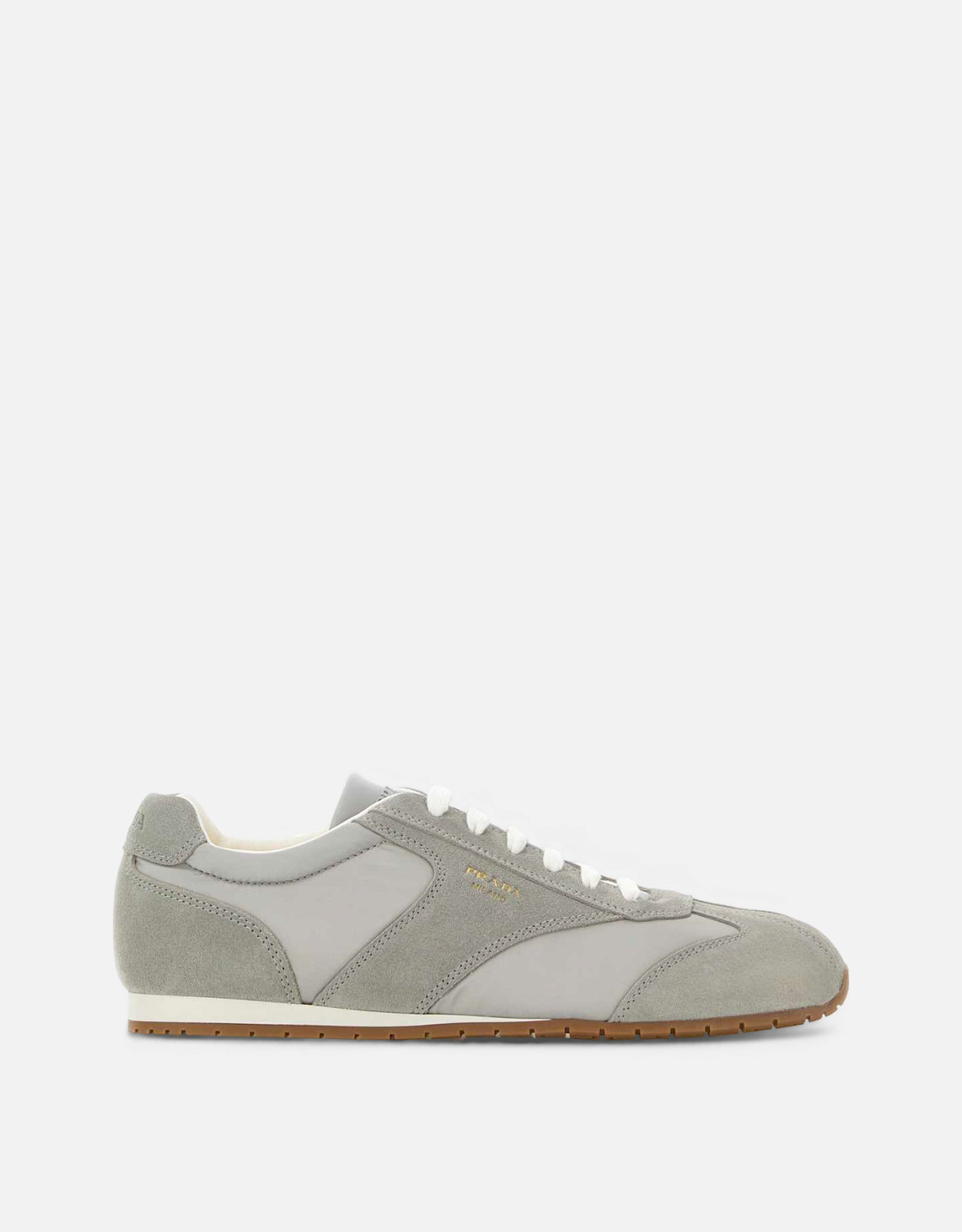 Prada メンズ グレー スエードとファブリック スニーカー () IFCHIC.COM