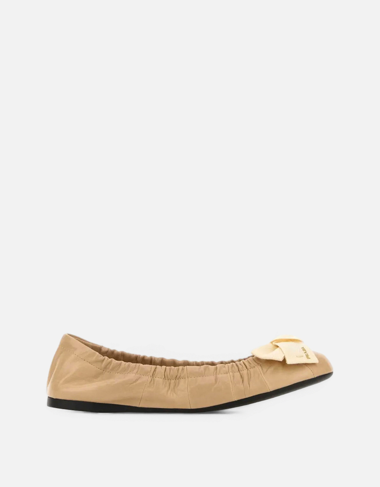 Prada Ivory Leather Pumps - IT 41　プラダ アイボリー レザー パンプス - IT 41 Prada