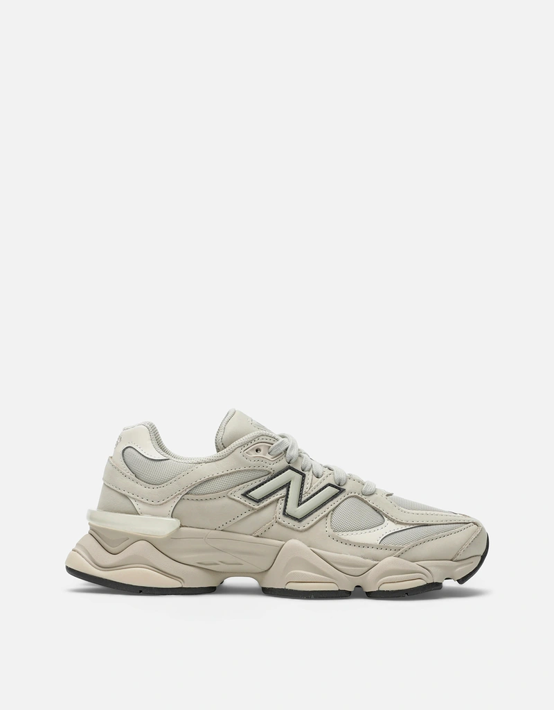 New Balance 9060 スエード スニーカー New Balance 9060 メッシュ And スエード スニーカー (すべての新品