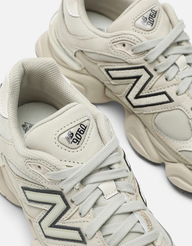 New Balance 9060 メッシュ And スエード スニーカー (すべての新品