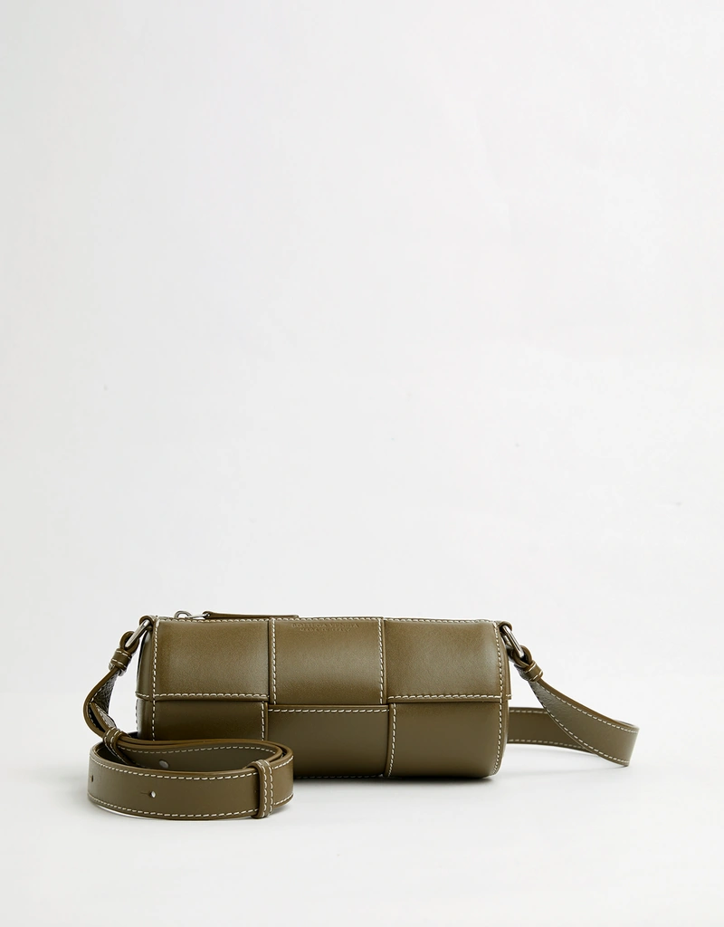 Bottega Veneta カネッテスモールイントレッチオカーフスキーレザー
