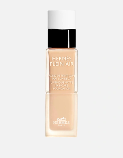 HERMES PLEIN AIR リキッドファンデーション エルメス ビューティ】「エルメス プラン エア」に待望の新作登場