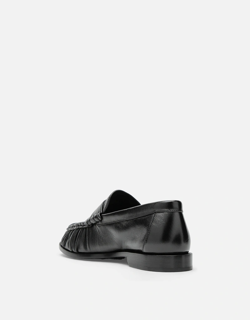 Saint Laurent Le Loafer ソフト パテントレザー ローファー (すべての