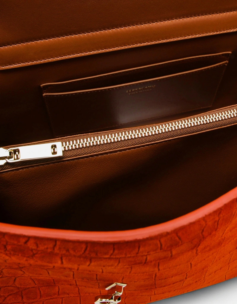 Salvatore Ferragamo ハグソフトMプリントスエードショルダーバッグ