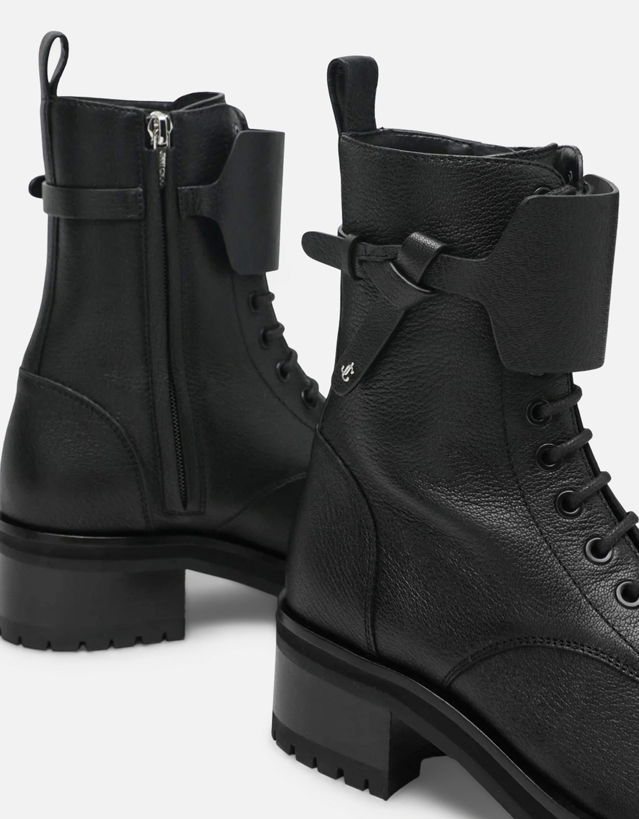 JIMMY CHOO カーフレザー レースアップ コンバットブーツ (すべての