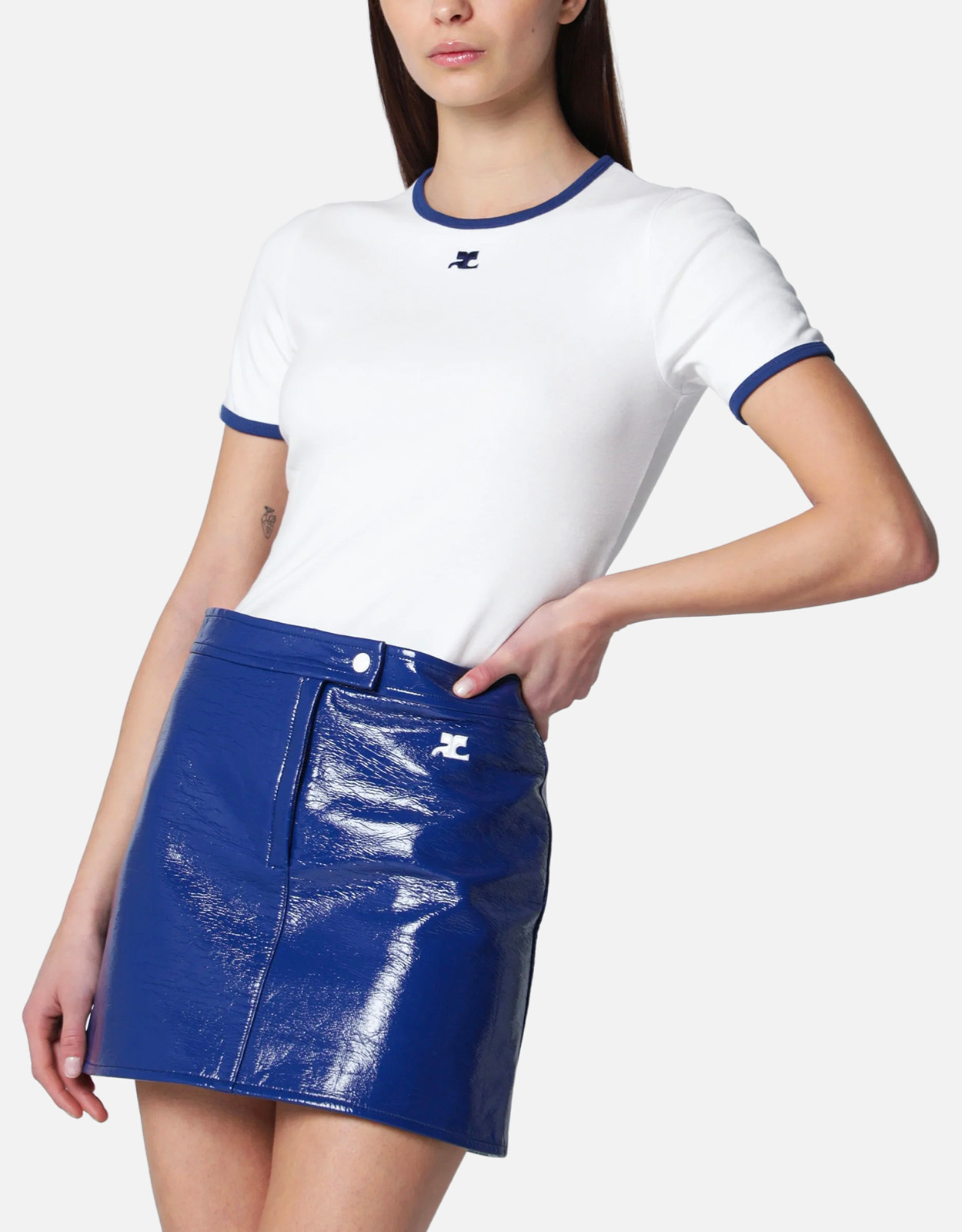 Courreges Signature Contrast Cotton Crew Neck T-Shirt - XS　クレージュ シグネチャー コントラスト コットン クルーネック T シャツ - XS Courreges