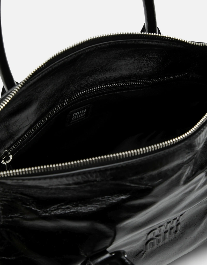 Miu Miu ラージ グロッシー レザー トップハンドルバッグ (トップス