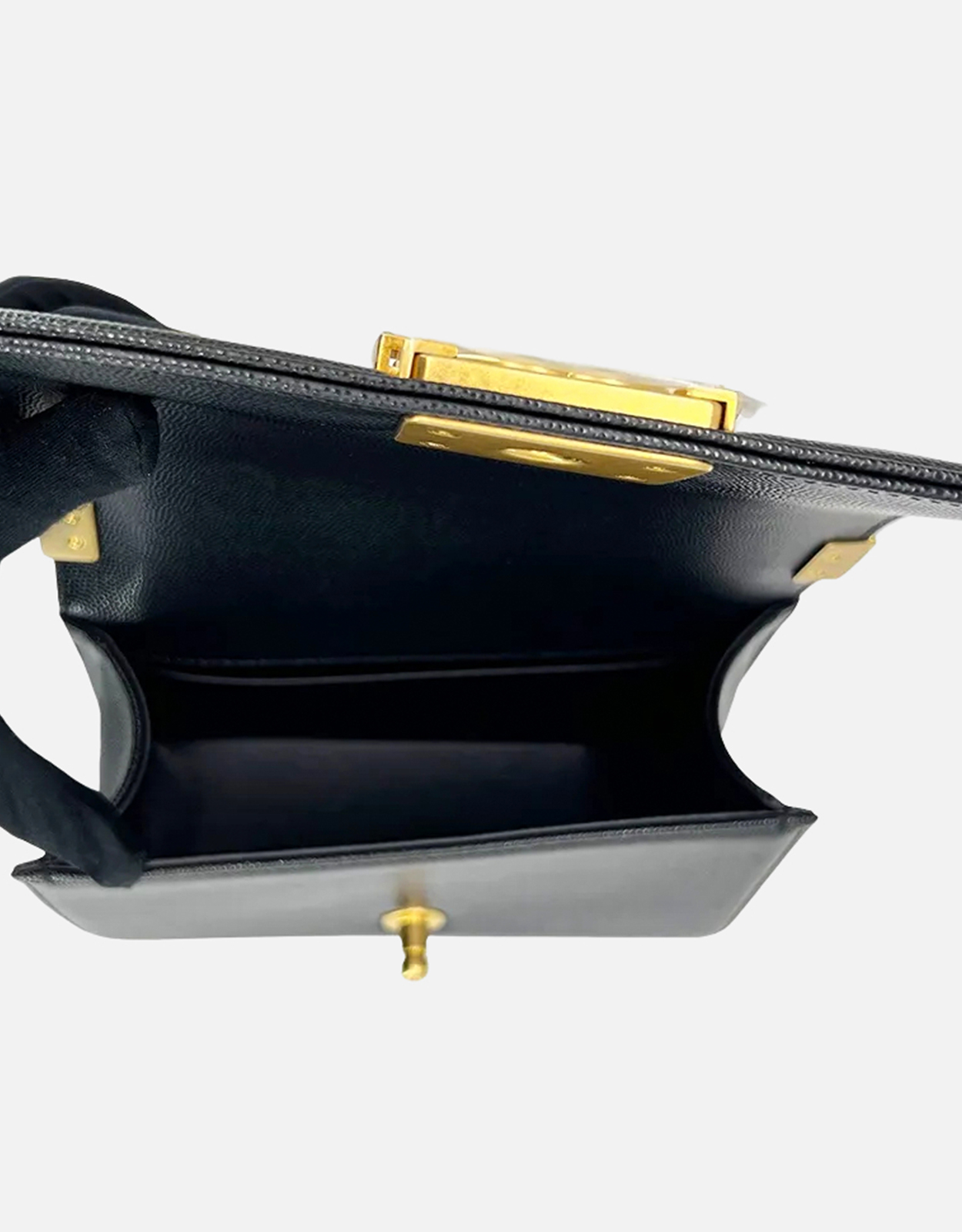 Chanel Boy 型押しレザー ダブルC フラップ ショルダーバッグ