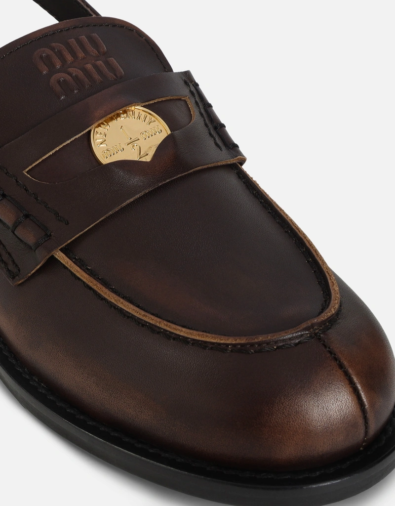 Mildsmith ブラウンレザー ローファー Miu Miu レザー ローファー (すべての新品) IFCHIC.COM