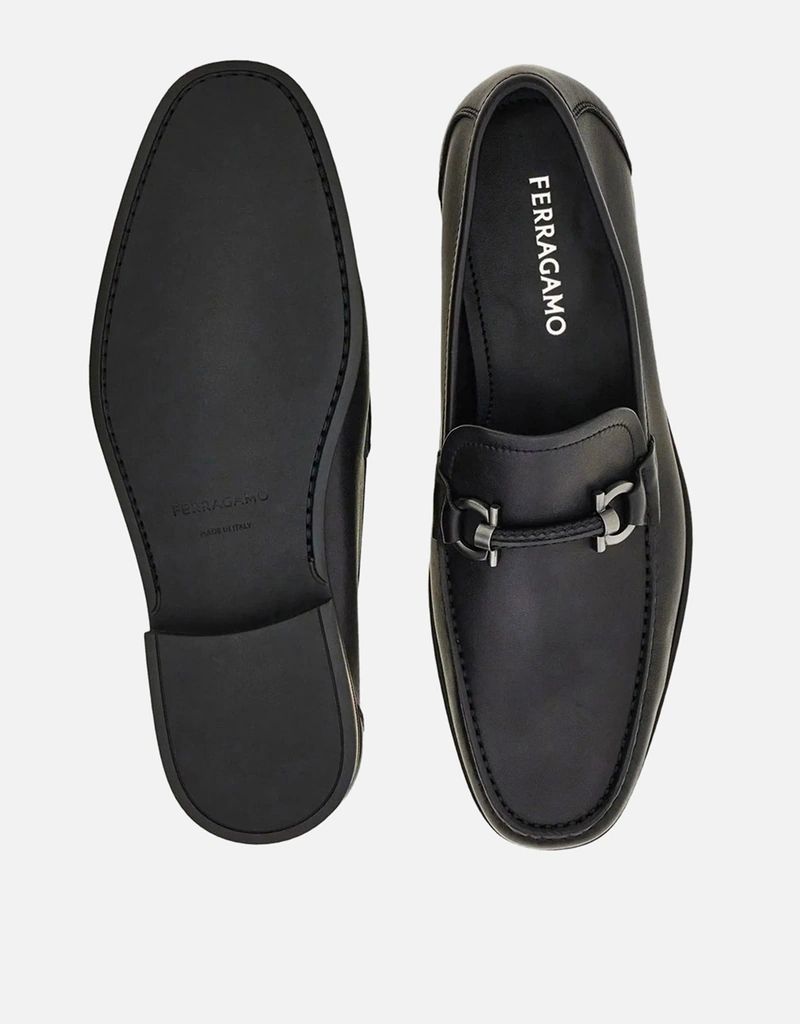 Salvatore Ferragamo メンズ Supreme Gancini Ornament ローファー