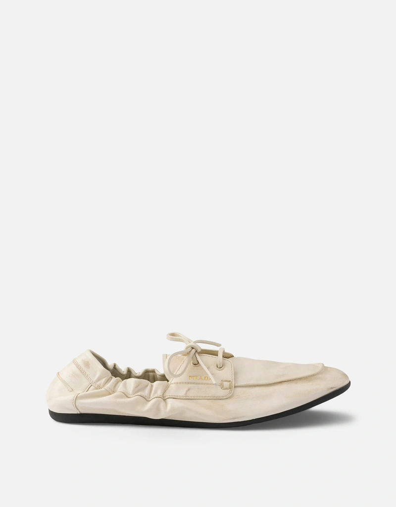 Prada Shuffle アンティーク加工 レザー ボートシューズ (すべての新品
