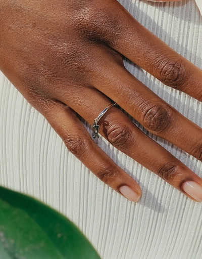 Femme Ring