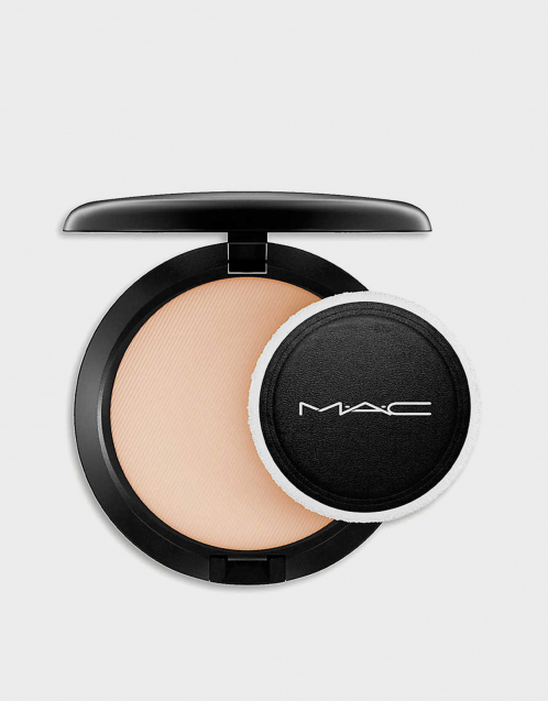 MAC Cosmetics Blot Pressed パウダー-Medium Dark (メイクアップ