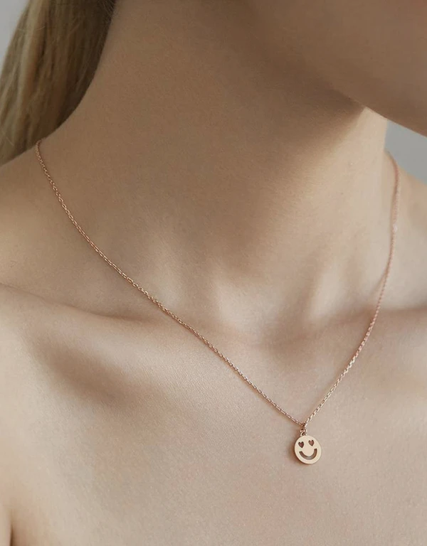 Ruifier Jewelry  FRIENDS Super Smitten Mini Pendant  Necklace